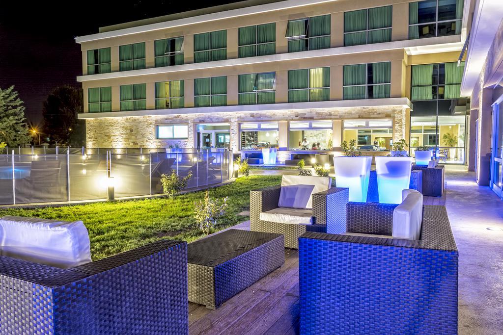 Howard Johnson 4*