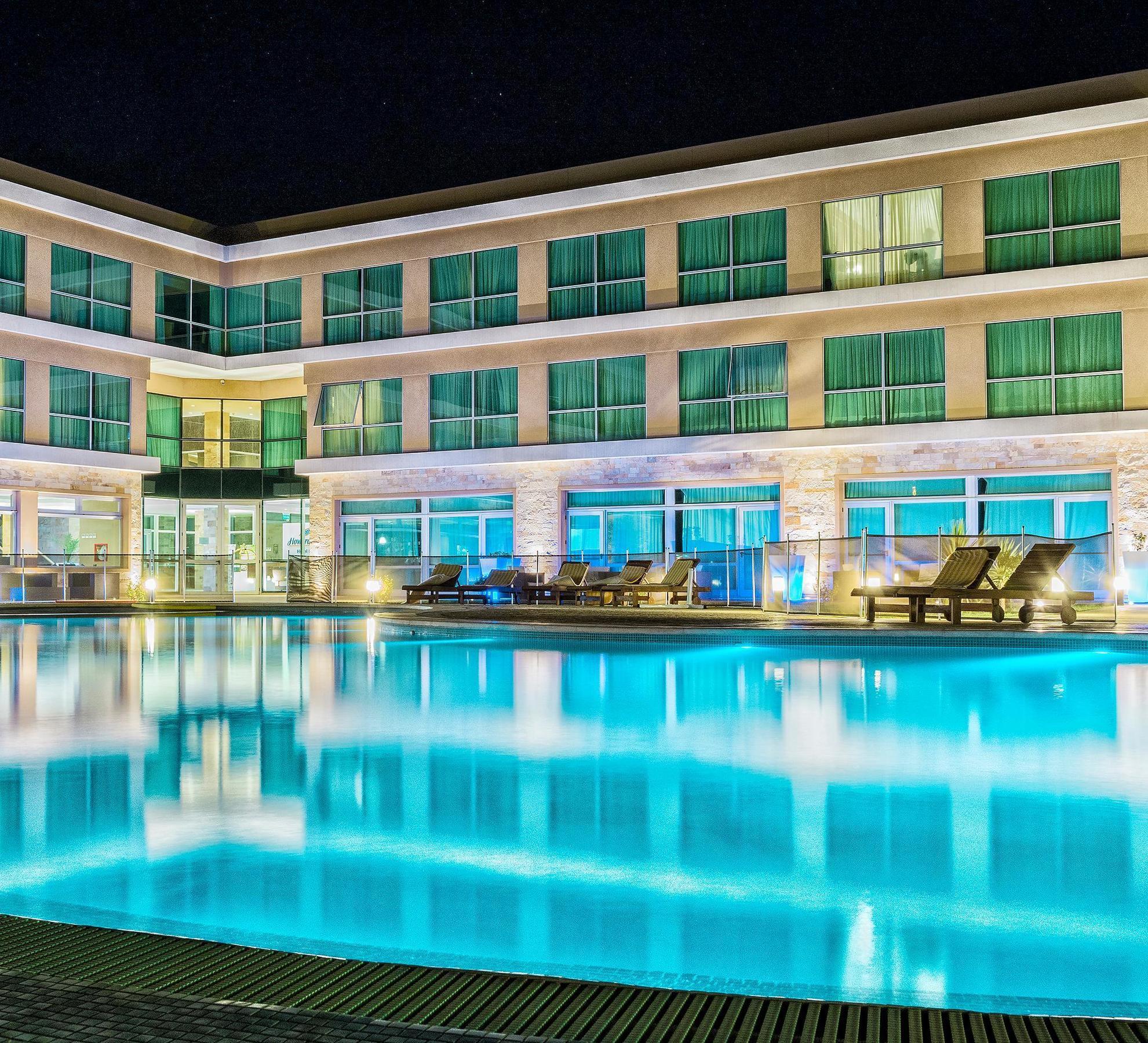 Hotel Howard Johnson Neuquen