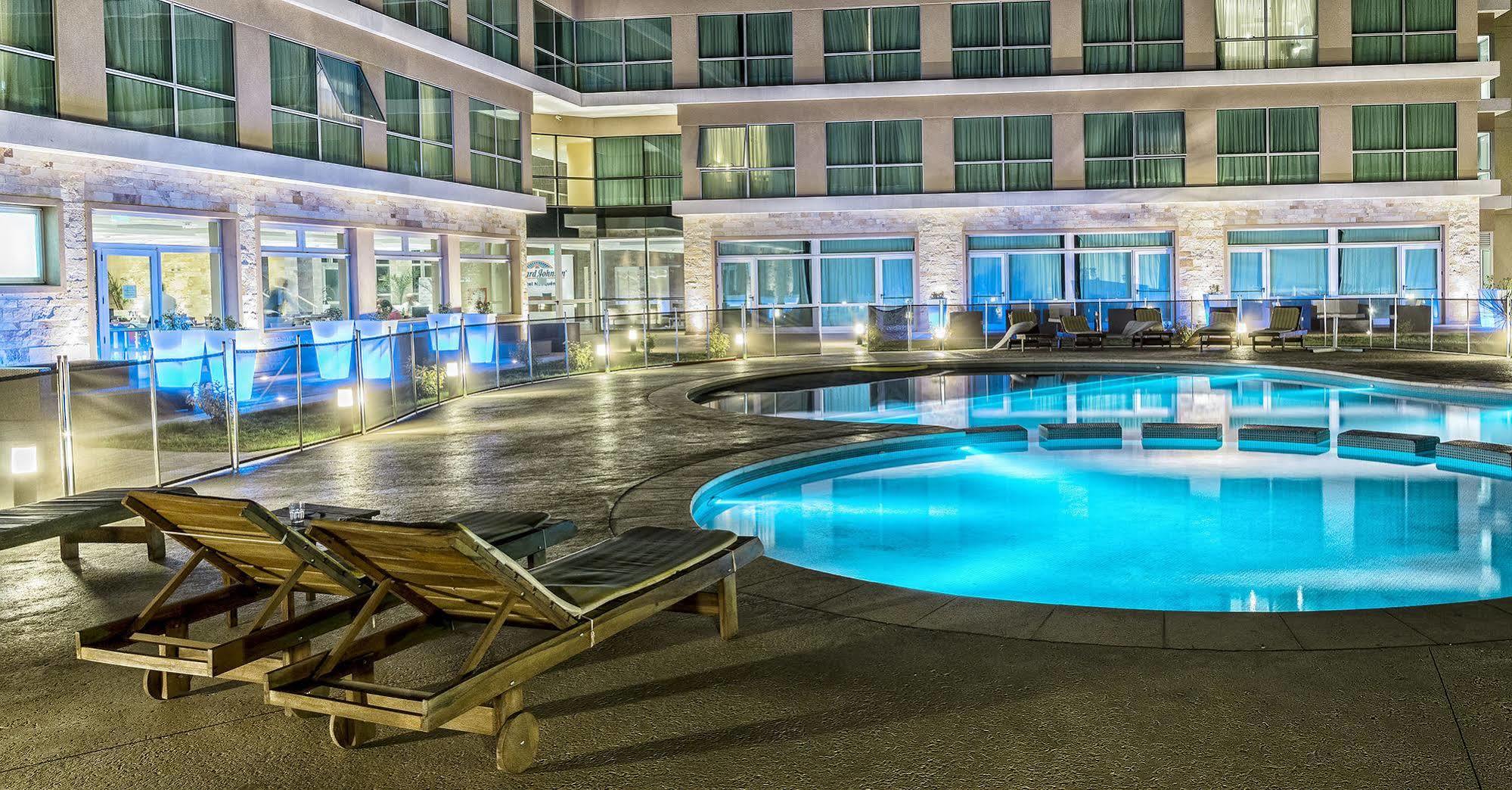 Howard Johnson 4*